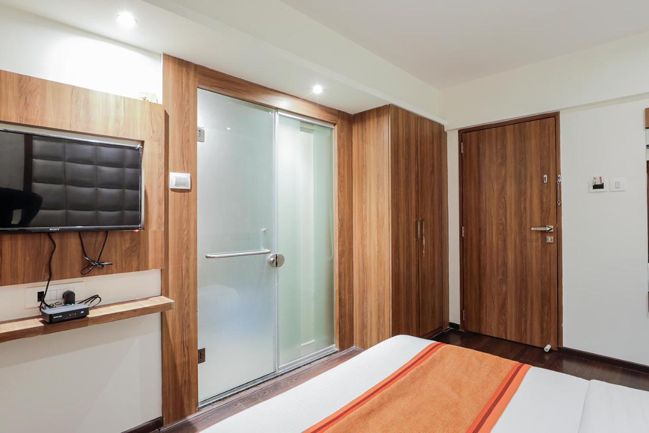 Hotel Ratna Mahal Mumbai Dış mekan fotoğraf